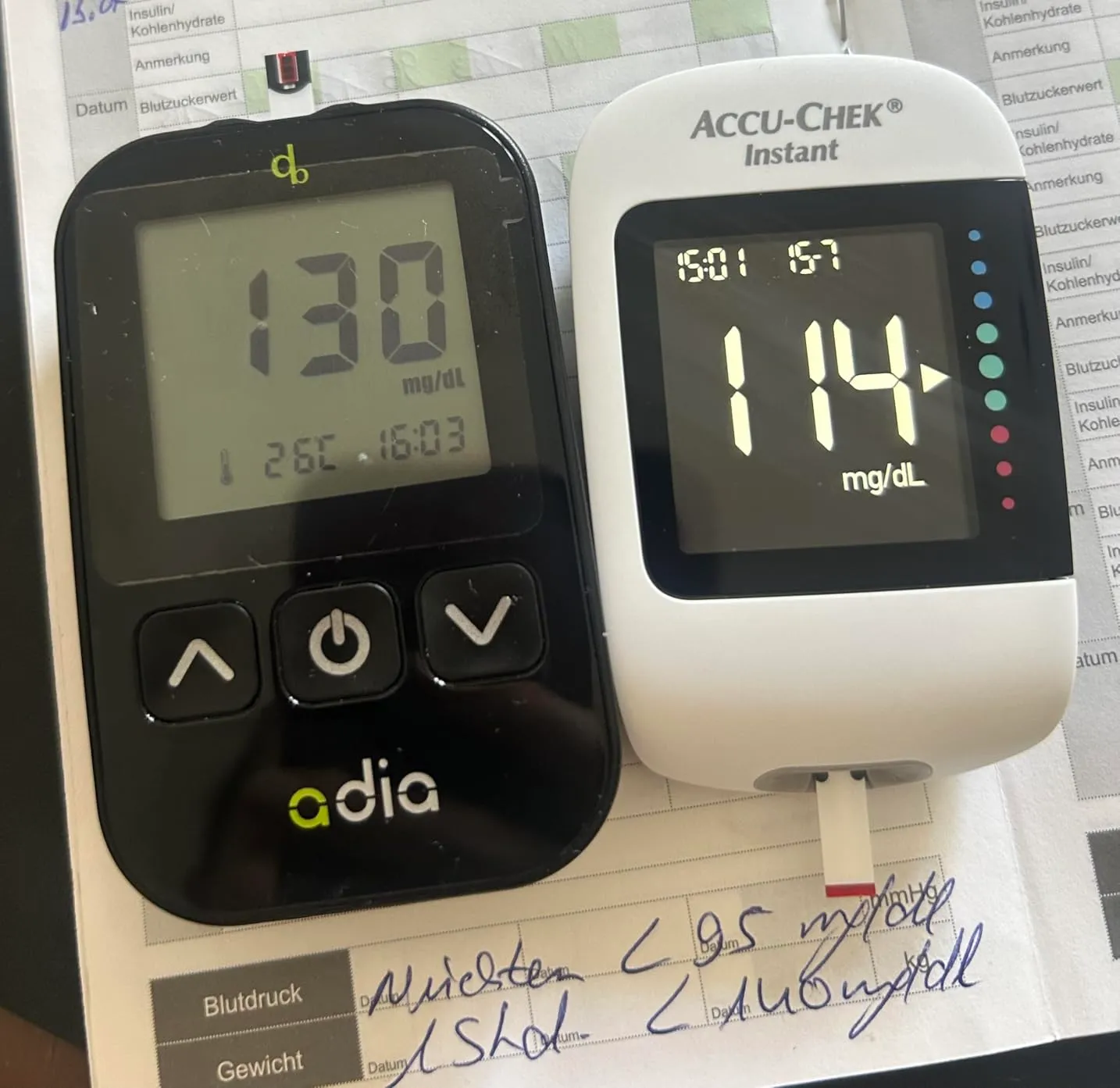 adia Blutzuckermessgerät Komplett-Set 60 Streifen