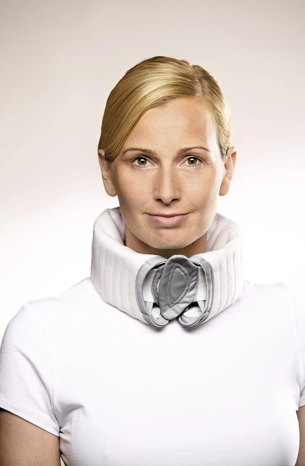 Sanitas SHK 55 Easyfix Heizkissen für Rücken und Bauch