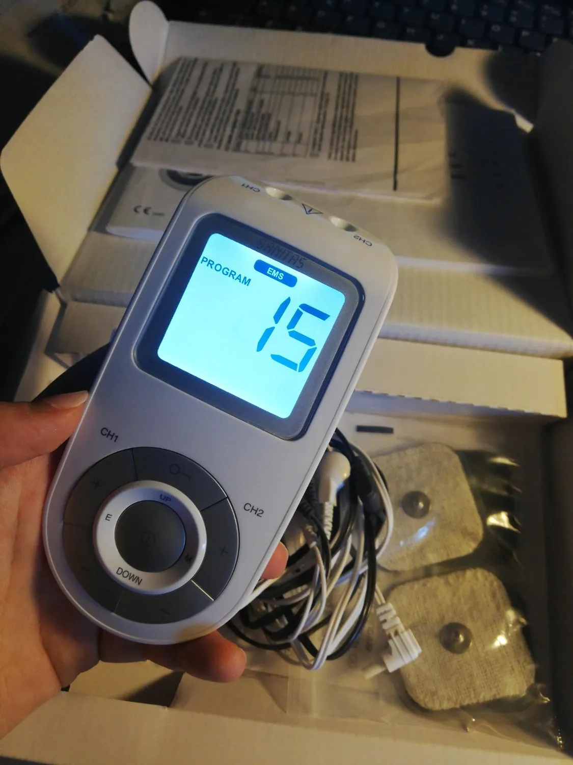 Sanitas SEM 43 EMS/TENS Reizstromgerät mit 44 Programmen