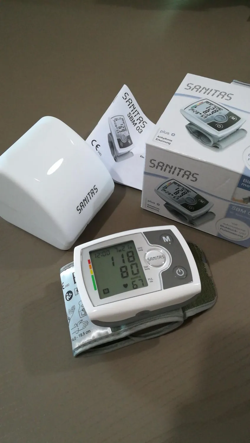 Sanitas 651.21 SBM 03 Handgelenk-Blutdruckmessgerät 60 Speicher
